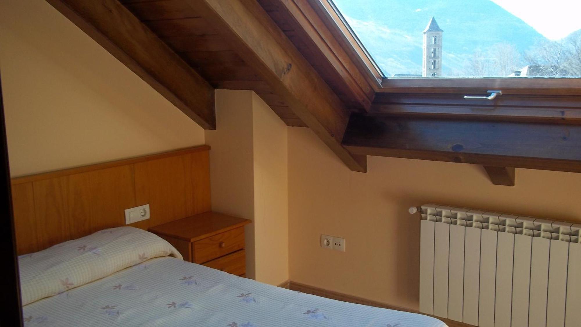 Hostal Pernalle Erill la Vall Εξωτερικό φωτογραφία