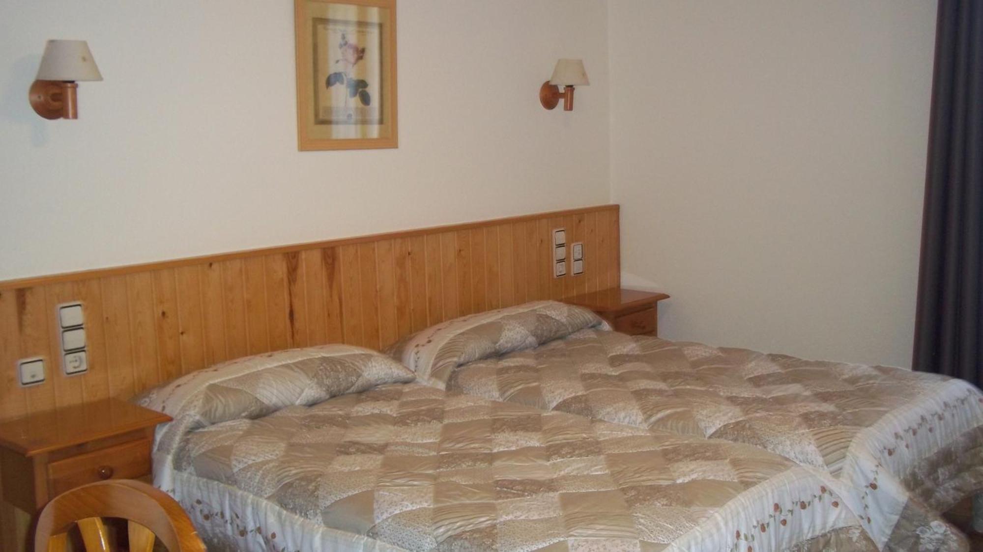 Hostal Pernalle Erill la Vall Εξωτερικό φωτογραφία