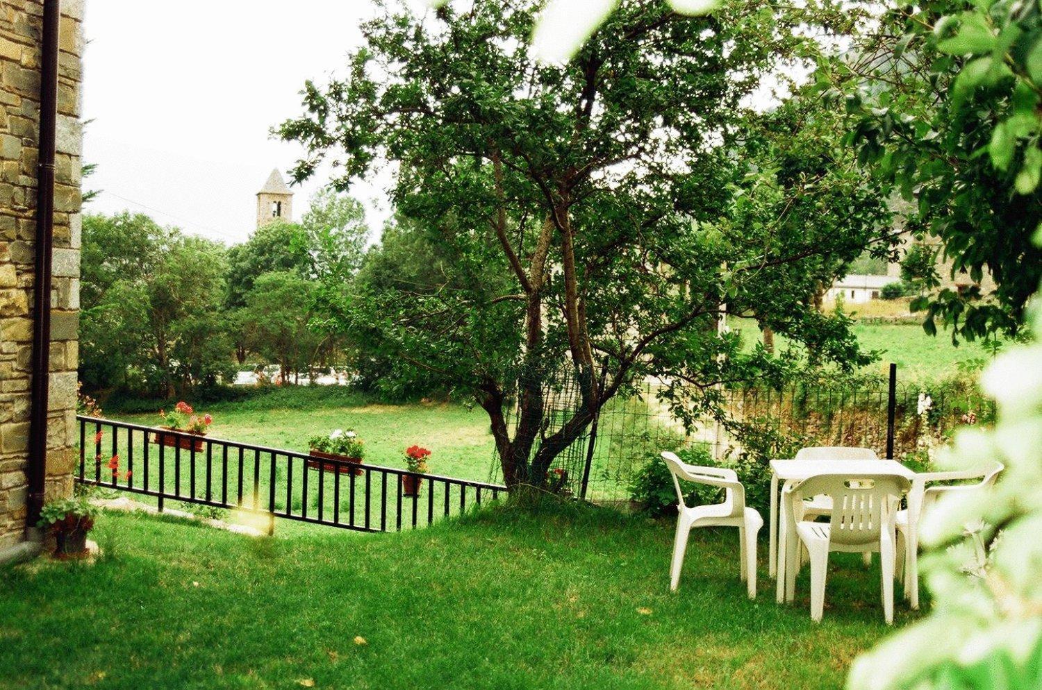 Hostal Pernalle Erill la Vall Εξωτερικό φωτογραφία