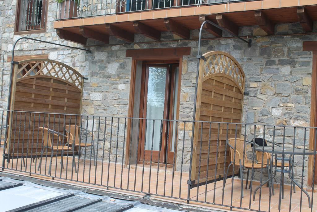 Hostal Pernalle Erill la Vall Εξωτερικό φωτογραφία